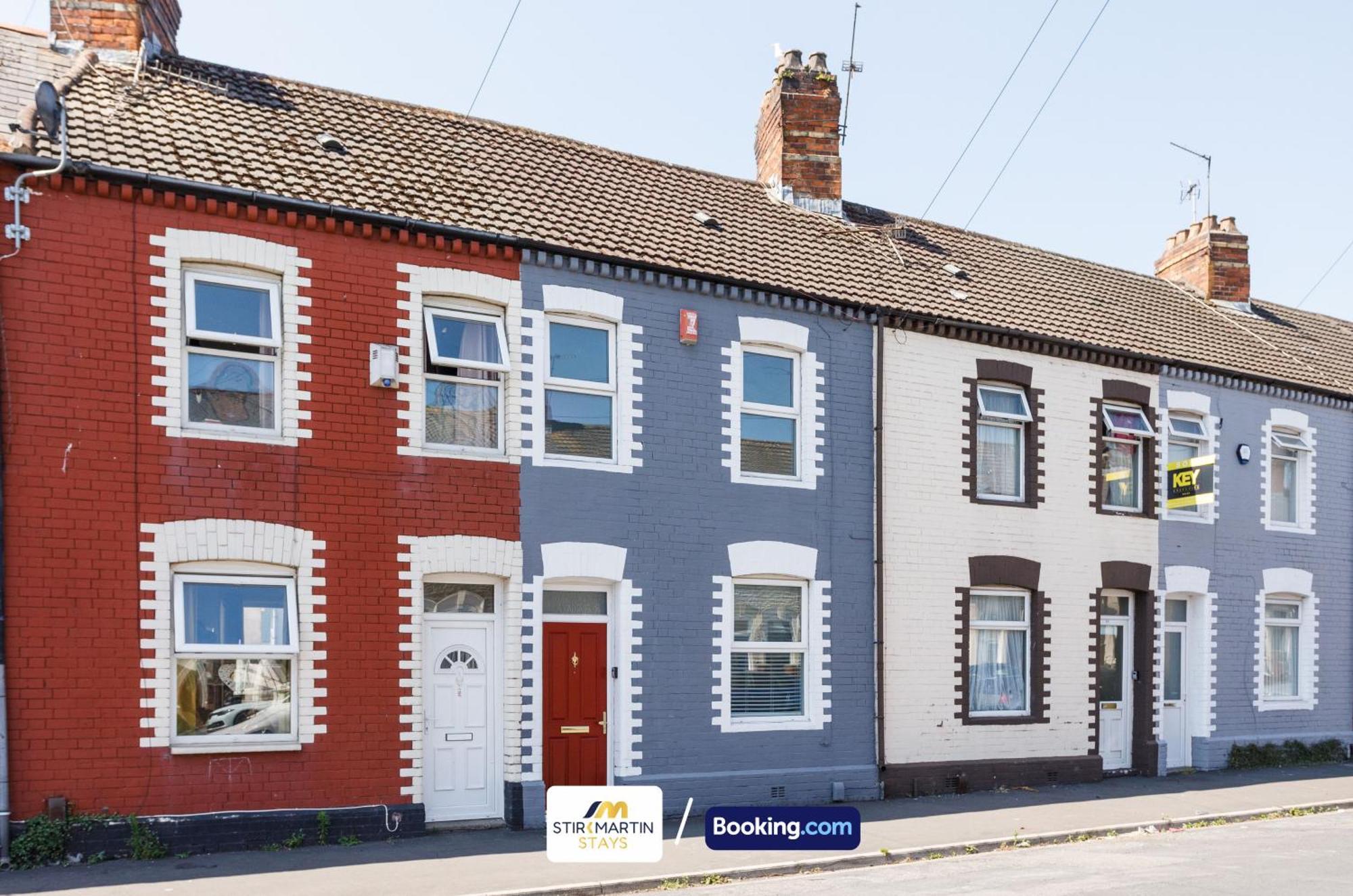 Comfy 3Bed House By Stirkmartin Stays Short Lets & Serviced Accommodation Cardiff With Free Parking & 8Mins To City Centre Exterior photo
